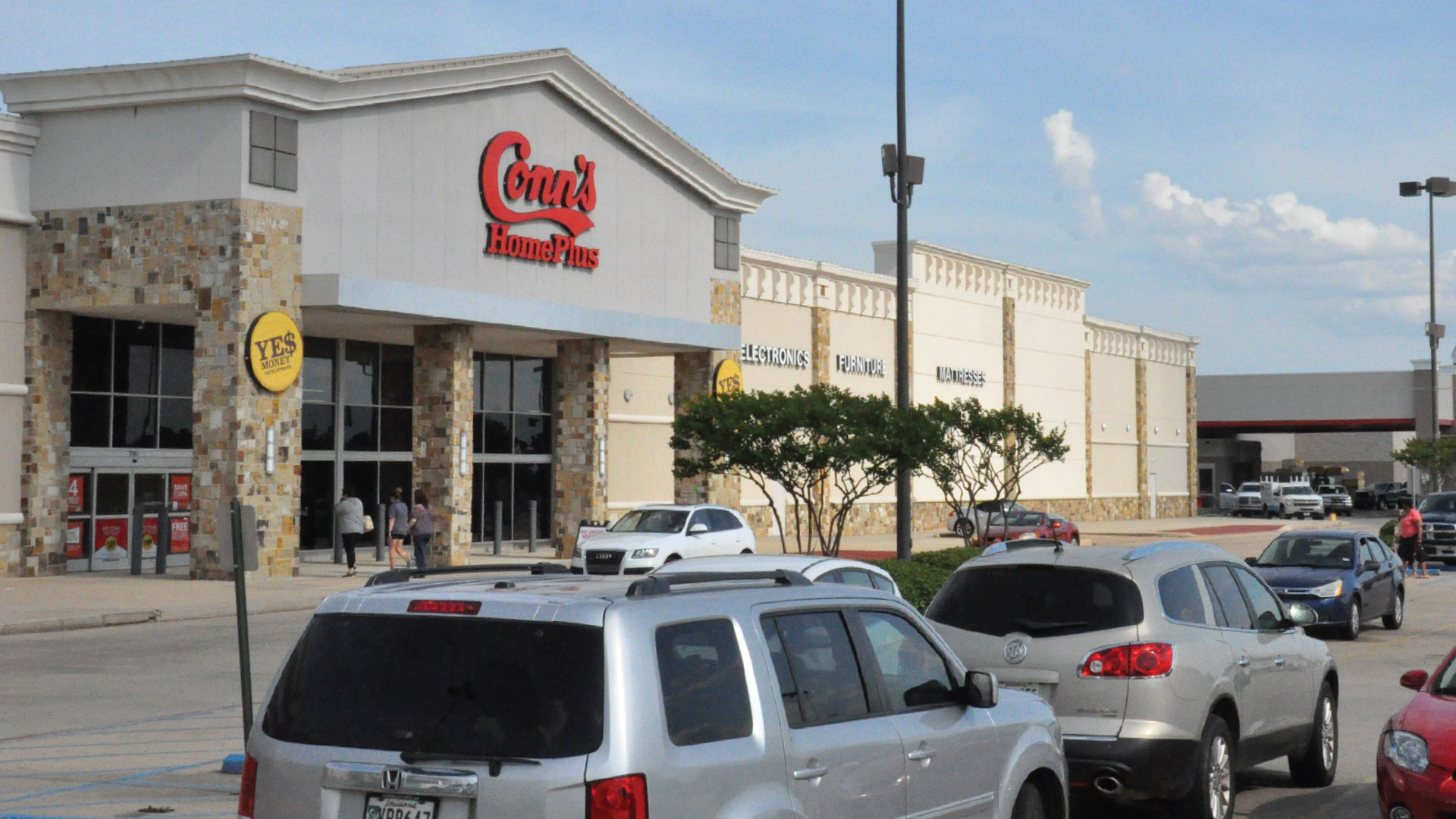 Kings Crossing Shopping Center | Properties | SDI Realty Advisors